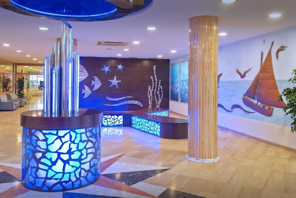 Caprici Beach Hotel & Spa Σάντα Σουζάνα Εξωτερικό φωτογραφία